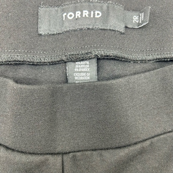 Torrid Women’s Plus Size Black Pointe Side Mesh Lattice Luxe Legging Size 2X - Picture 11 of 11